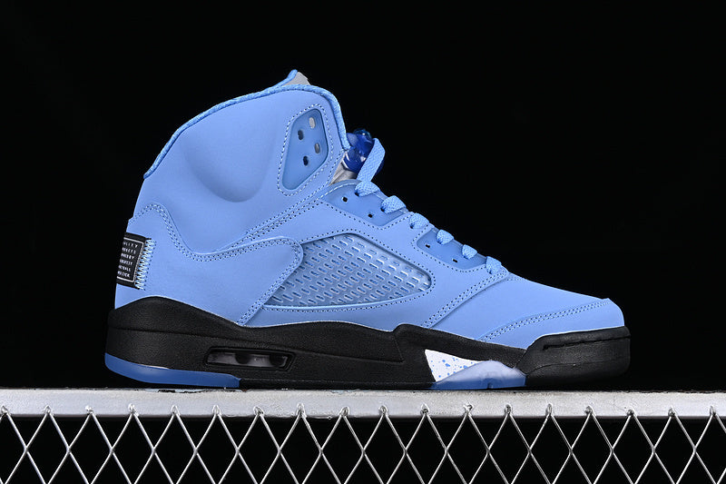 Air Jordan 5 Retro "UNC"