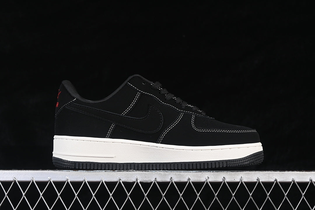 Nike Air Force 1  "Heartbreaker"
