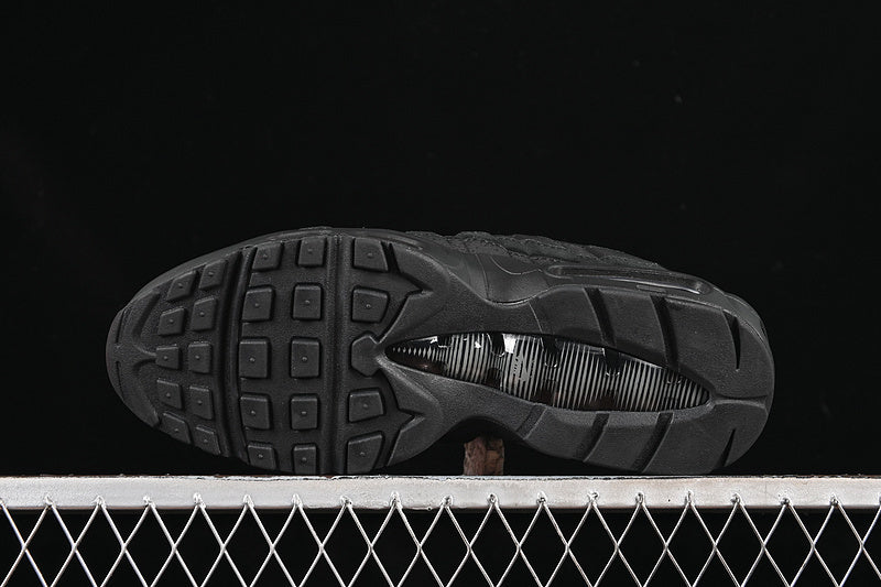 Nike Air Max 95 "Essential Black"