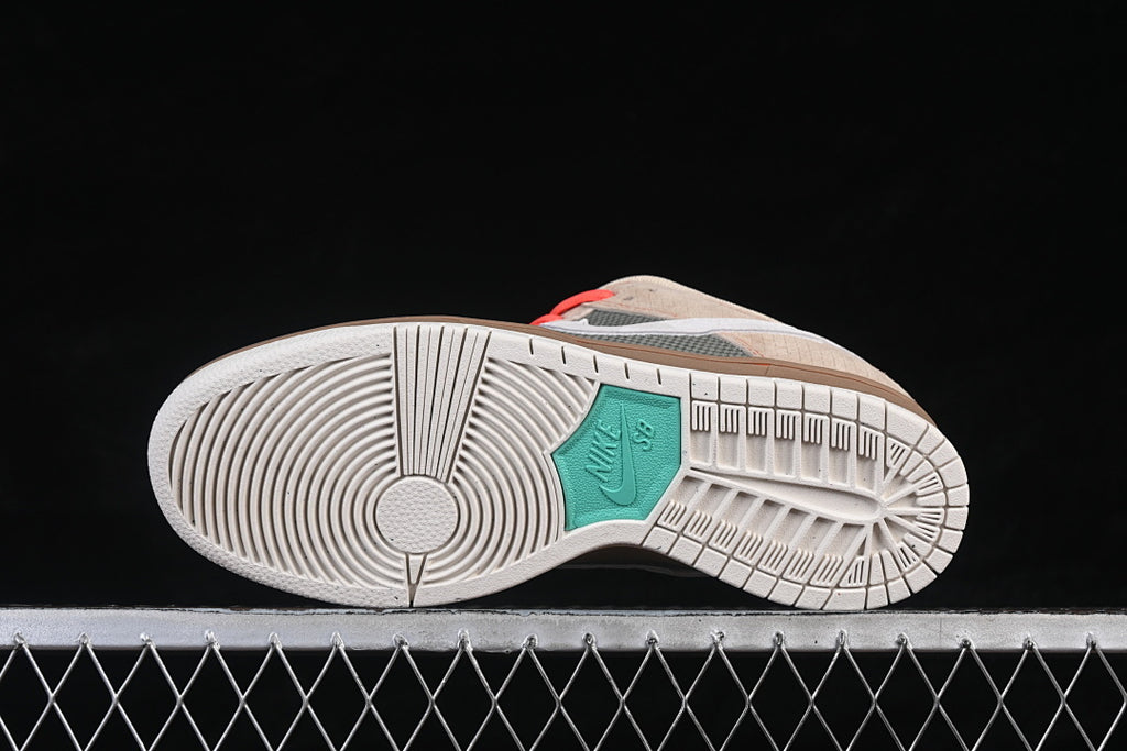 Nike SB Dunk Low Pro Som Tum