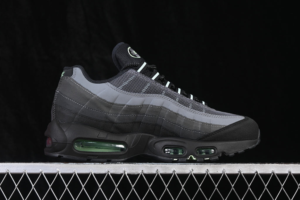Nike Air Max 95 "Vapor Green"