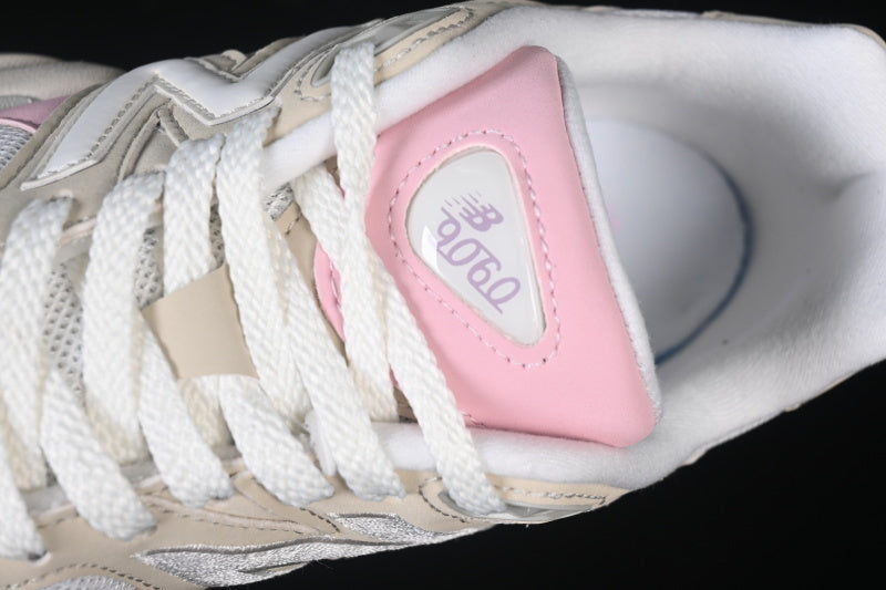 NB 9060 "Pink Haze"