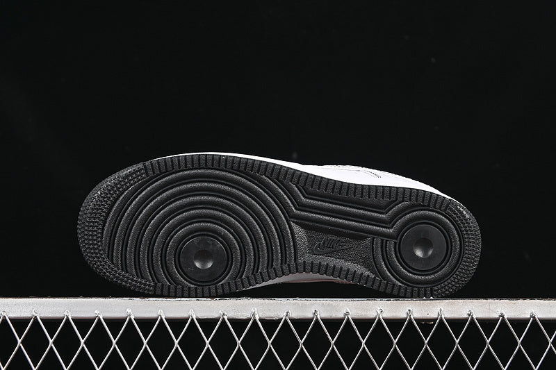 Nike Air Force 1 '07 LV8  "White/Black"