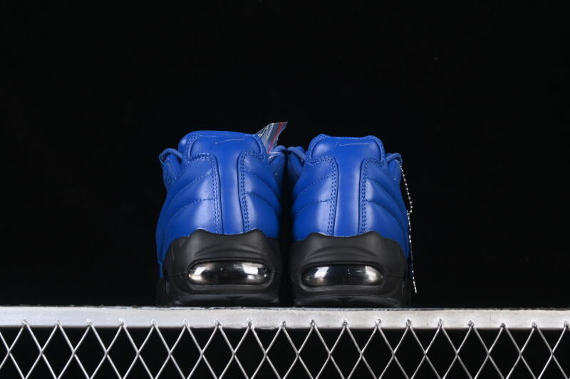 Nike Air Max 95 x Supreme "Lux Pack Hyper Cobalt"