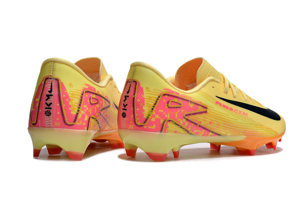 NIKE Mercurial Vapor 16 Academy "Kylian M"