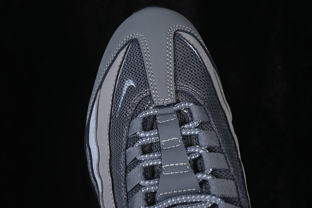Nike Air Max 95 "Essential"