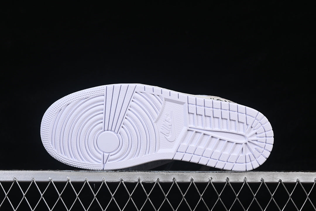Air Jordan 1 Retro High X Off-White  "Alaska"