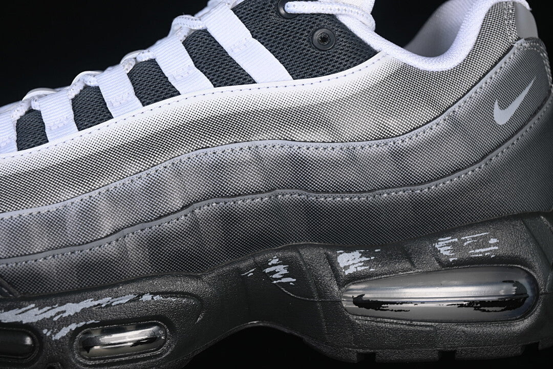 Nike Air Max 95 x Yu-Gi-Oh! "Air Muscle Jonouchi Japan"