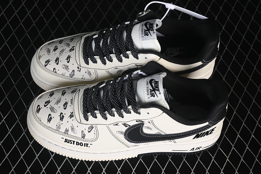 Nike Air Force 1 "Just Do It"