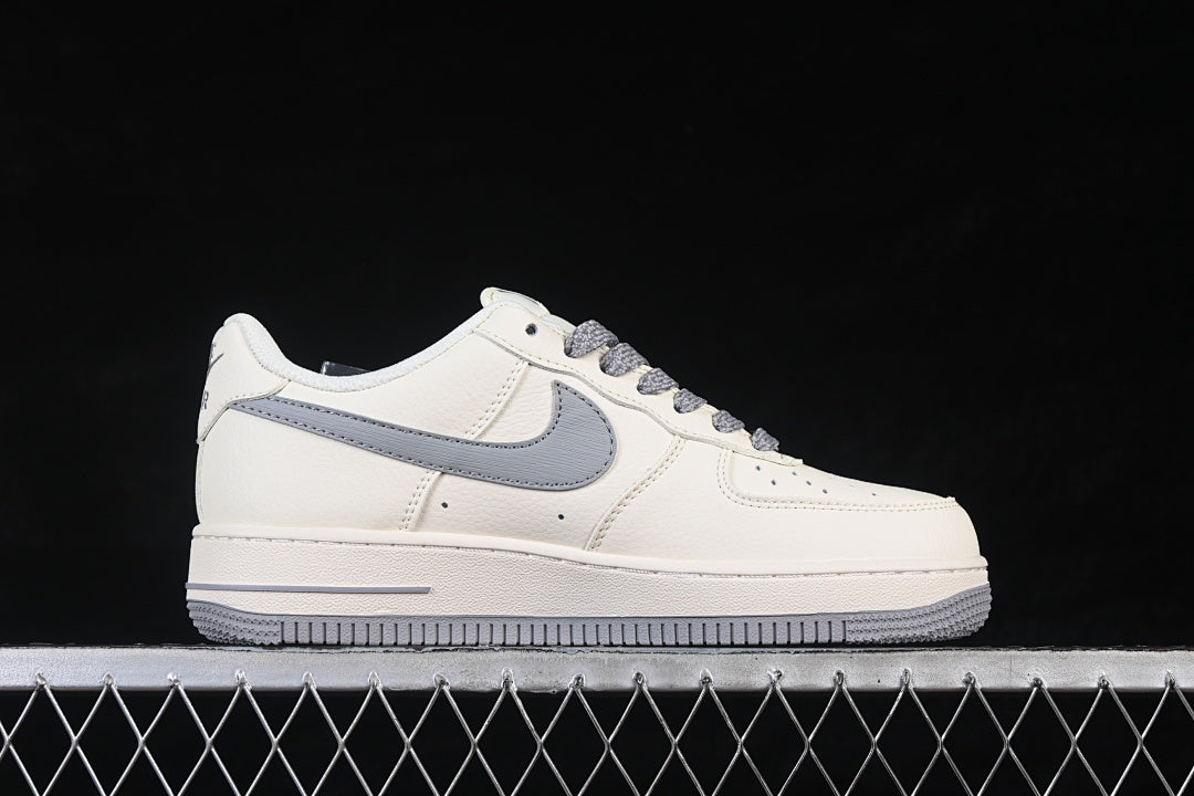 Nike Air Force 1  "Light Grey"