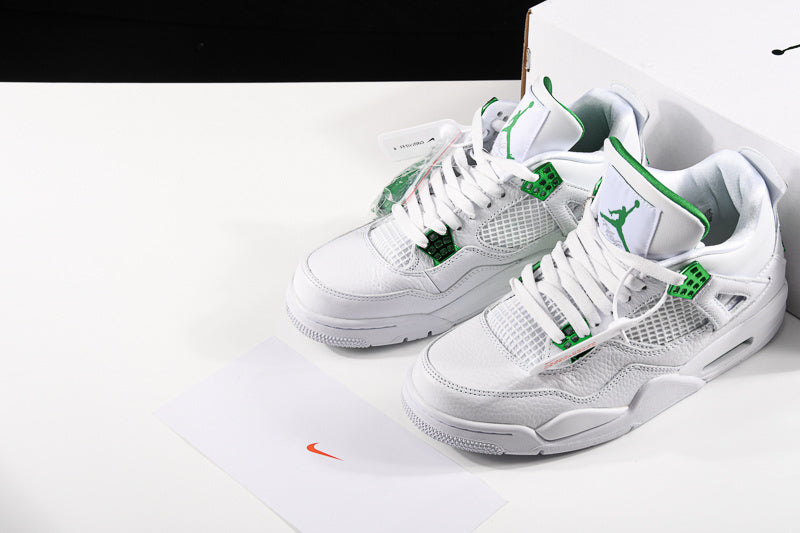 Air Jordan 4 Retro "Metallic Green"