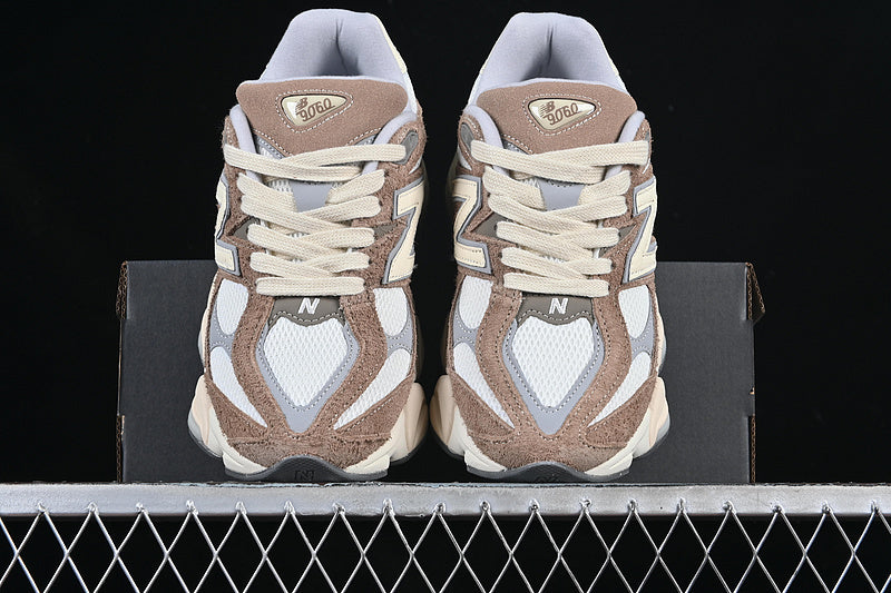 NB 9060  "Driftwood"