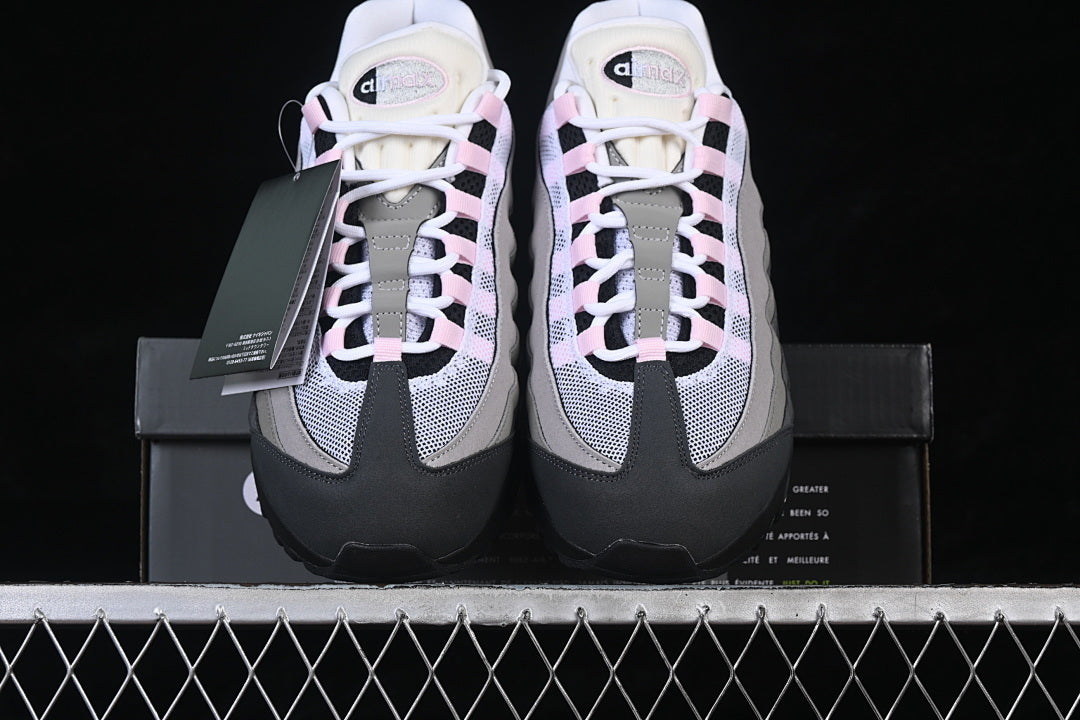 Nike Air Max 95 "Fireberry"