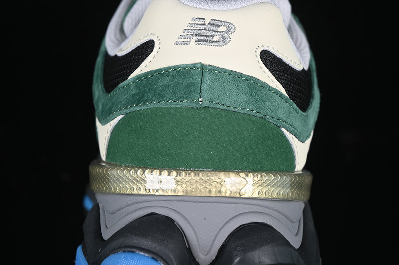 NB 9060 "Team Forest Green"
