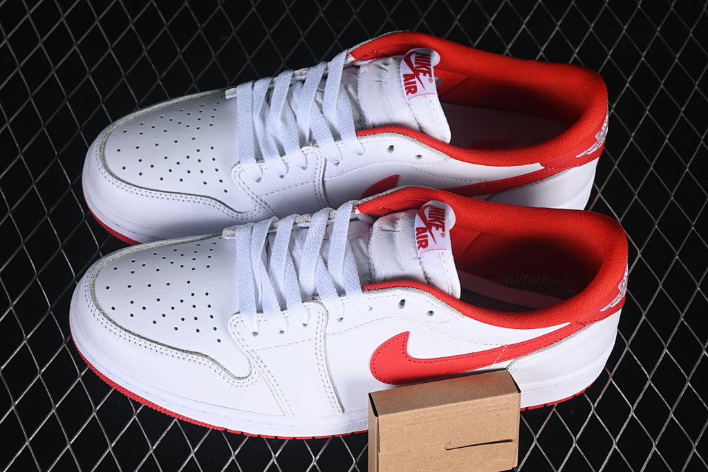 Air Jordan 1 Retro Low "University Red"