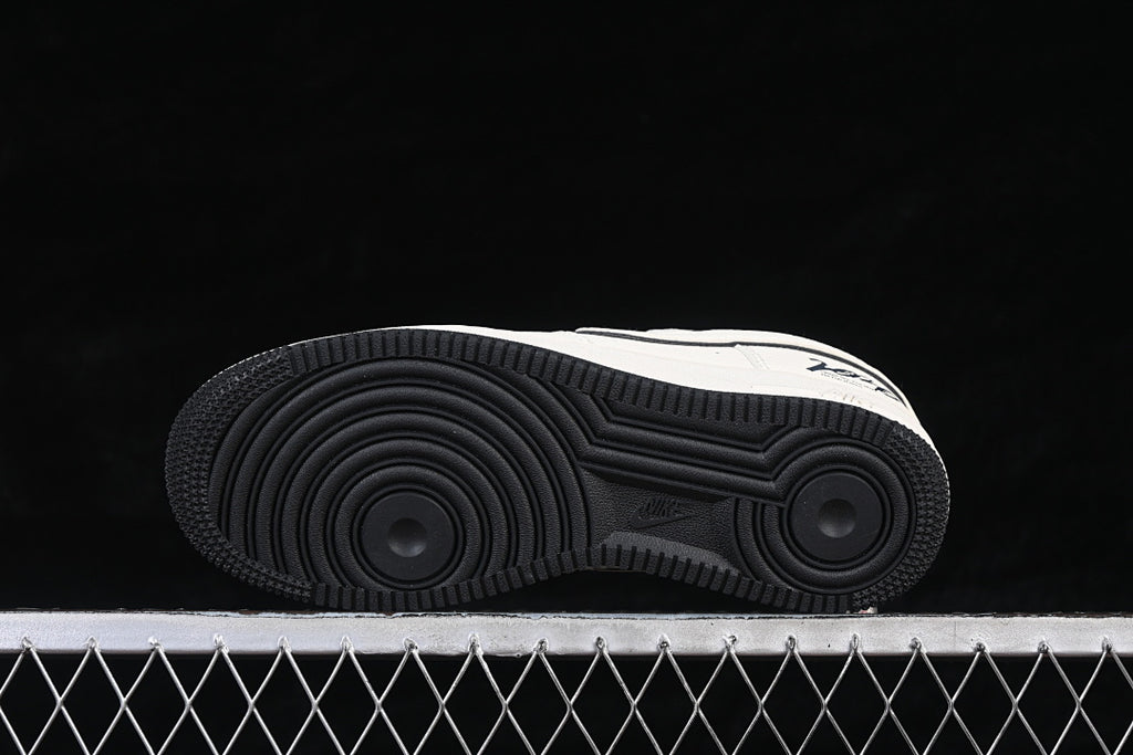 Nike Air Force 1 '07 SE "LNY" 2026