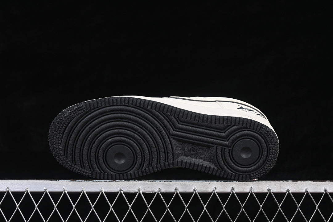 Nike Air Force 1 '07 SE "LNY" 2026