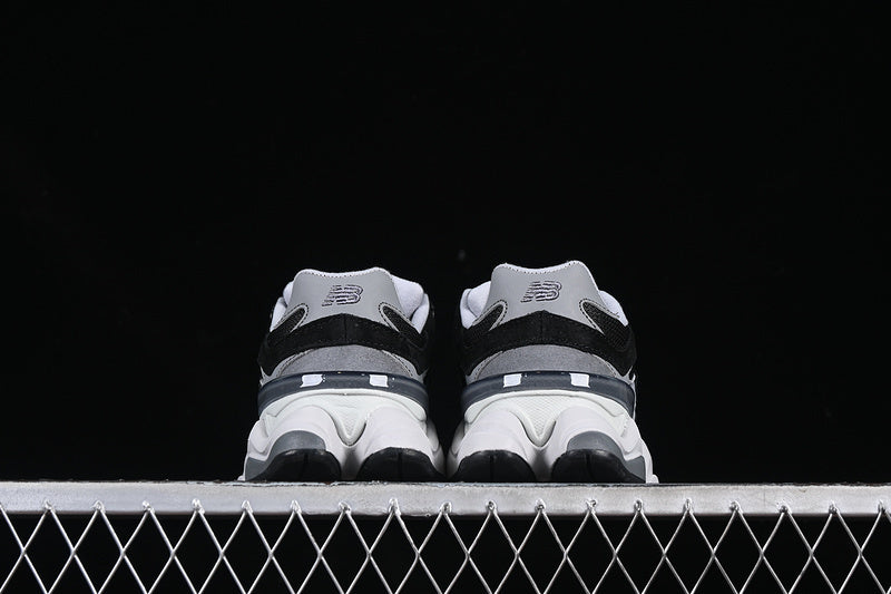 NB 9060   "Black/Grey"
