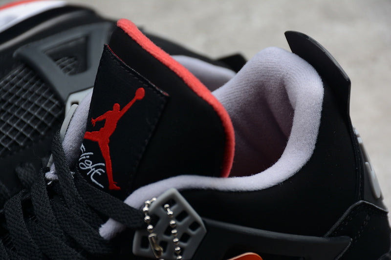 Air Jordan 4 Retro "Bred"