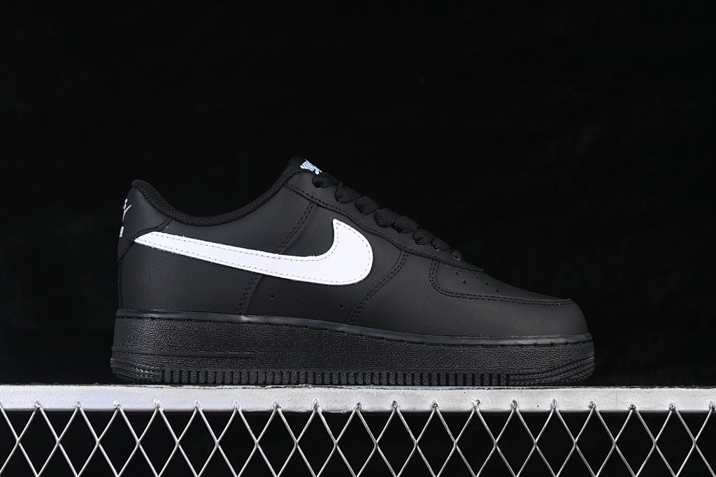 Nike Air Force 1  "All Black & White"