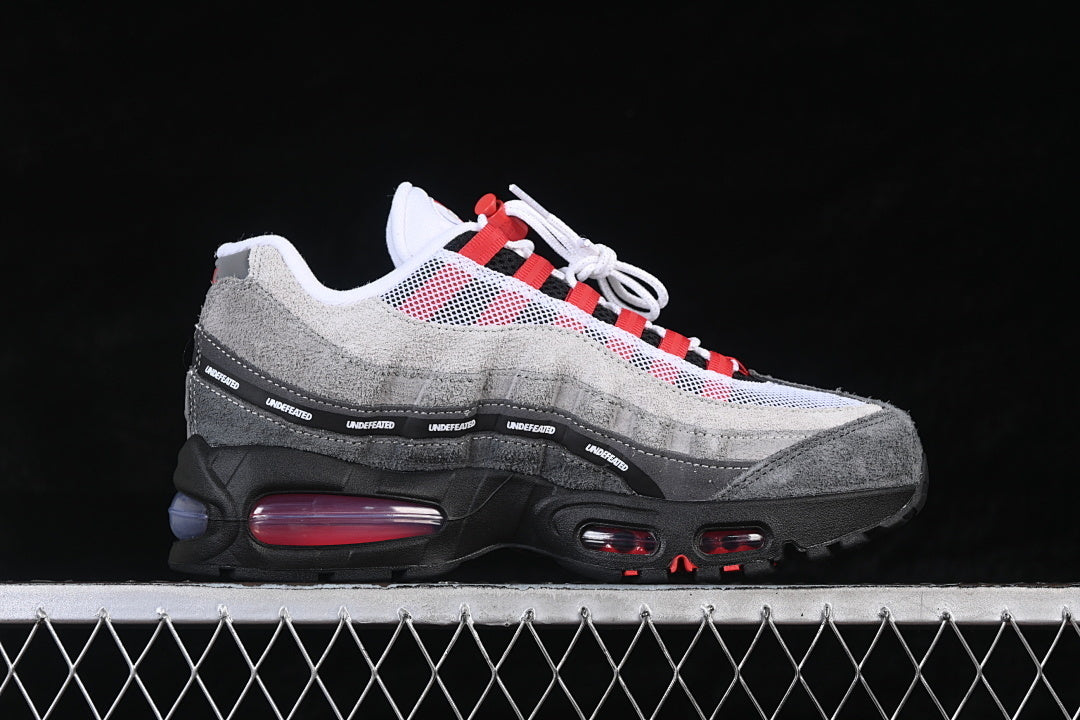Nike Air Max 95 x UNDEFEATED "Geo Tokyo Bright Crimson"