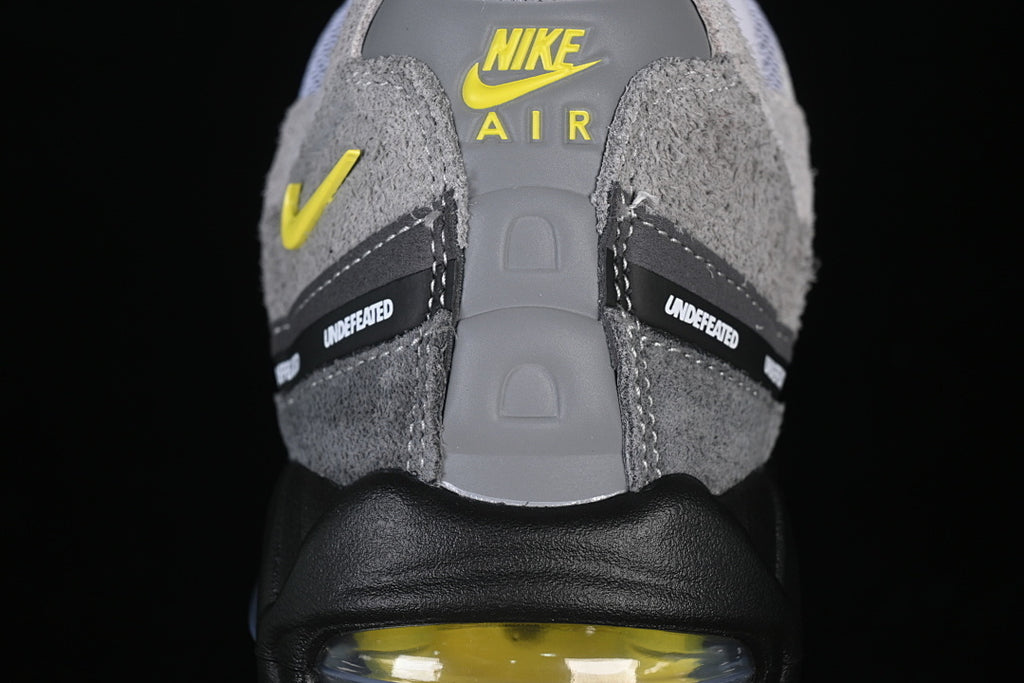 Nike Air Max 95 x UNDEFEATED "Geo Shanghai"