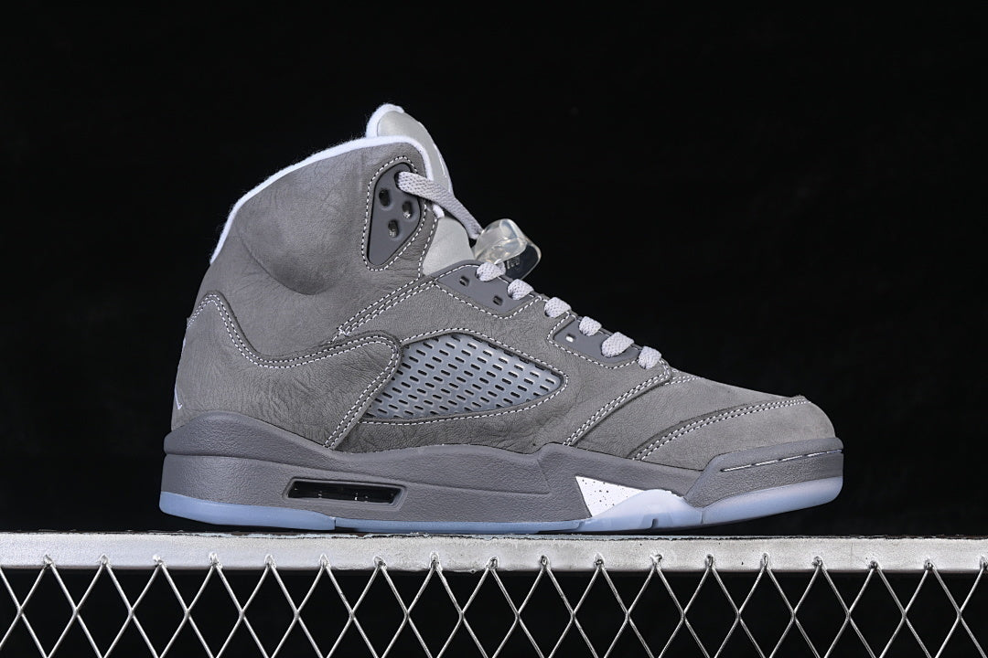 Air Jordan 5 Retro "Wolf Grey" 2026