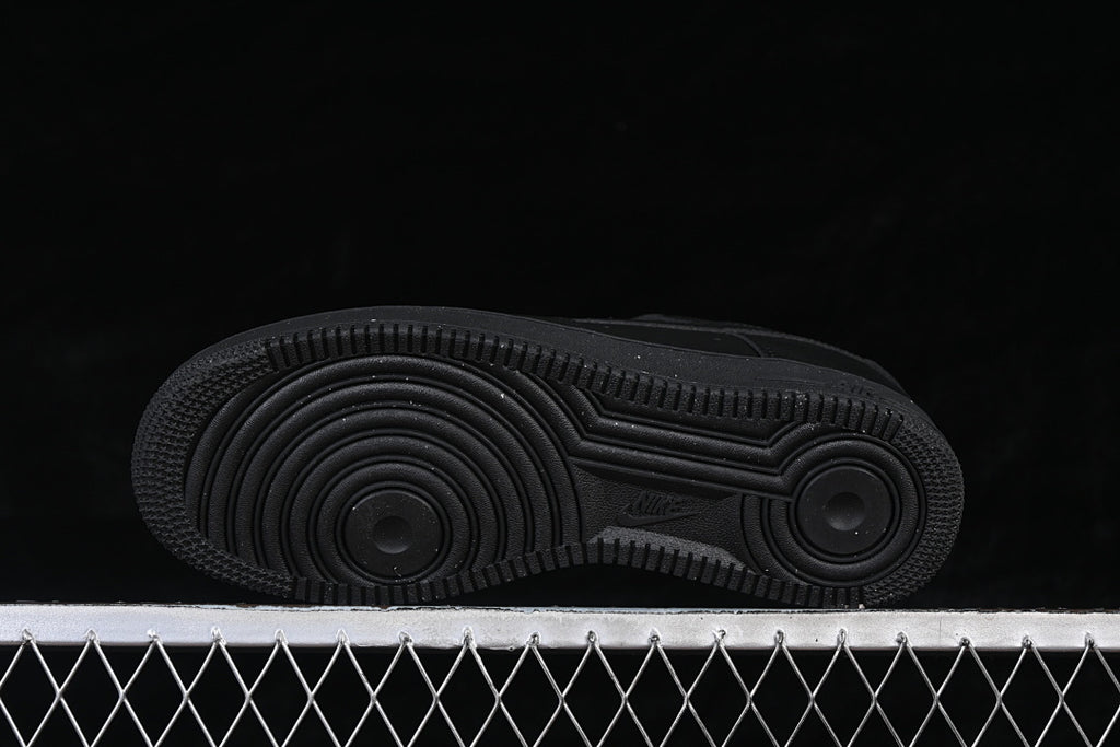 Nike Air Force 1 "Black Leather"
