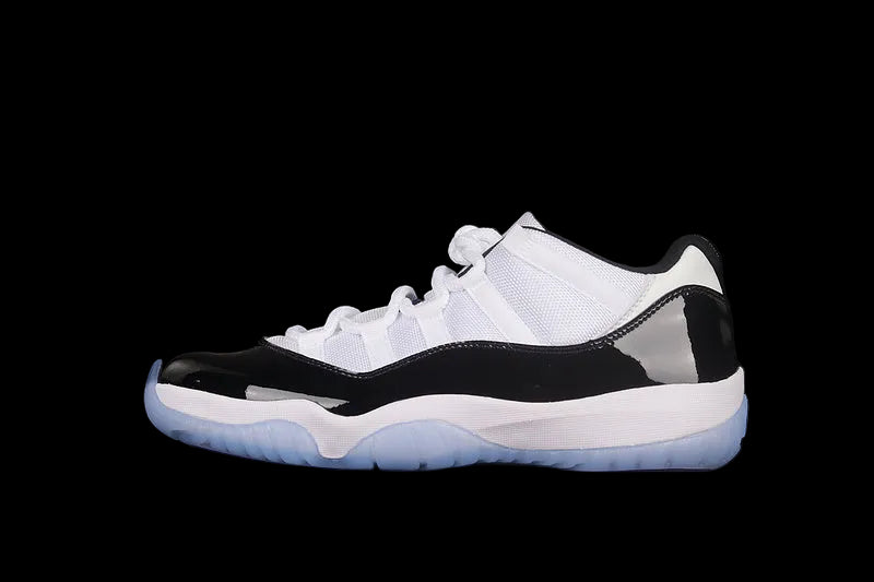Air Jordan 11 Retro Low "Concord"