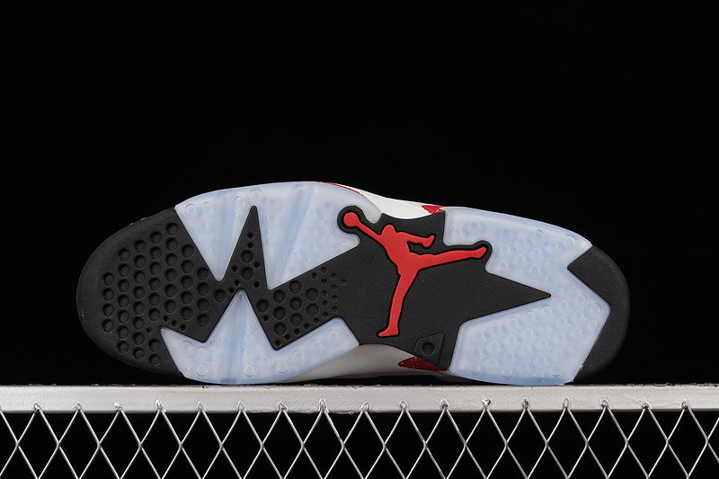 Air Jordan 6 Retro  "Red Oreo"