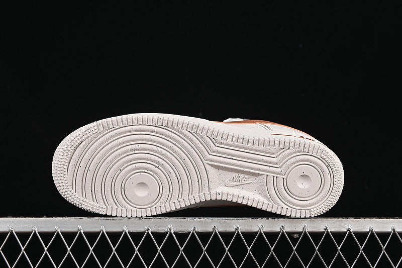 Nike Air Force 1 '07 LV8  "Ivory/Saddle Brown"