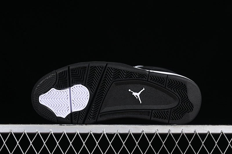 Air Jordan 4 Retro "White Thunder"