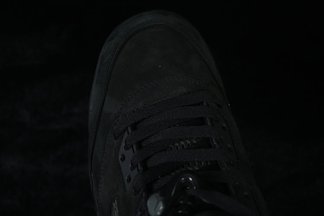 Air Jordan 5 Retro "Black Cat"
