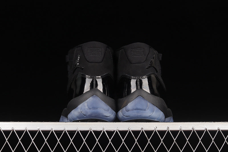 Air Jordan 11 Retro "Cap and Gown"