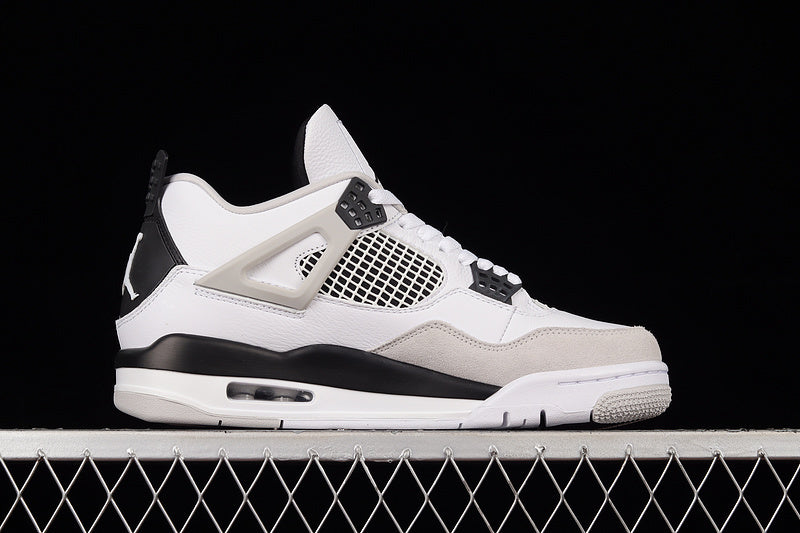 Air Jordan 4 Retro "Military Black
