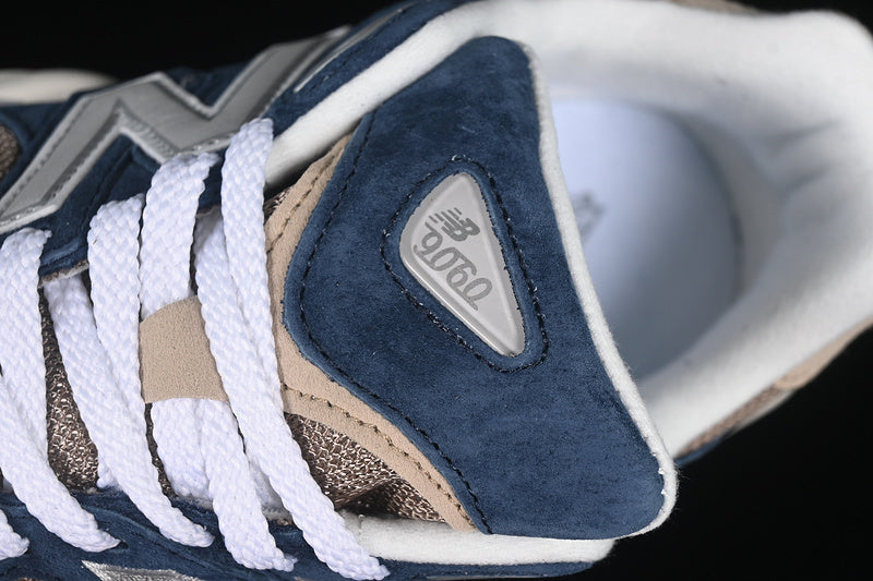 NB 9060 "Navy Mushroom"
