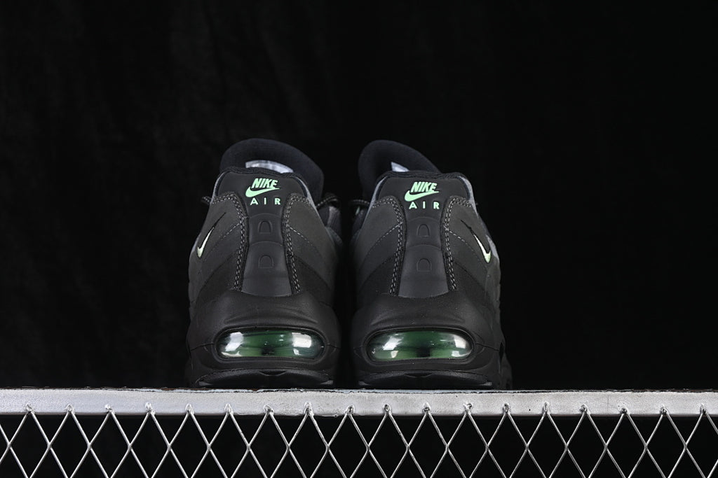 Nike Air Max 95 "Vapor Green"