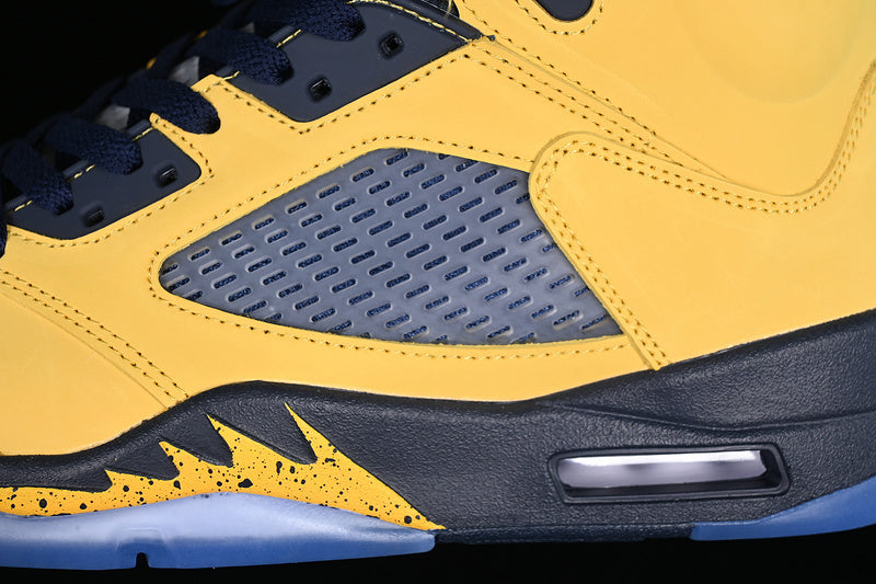 Air Jordan 5 Retro SE "Michigan"