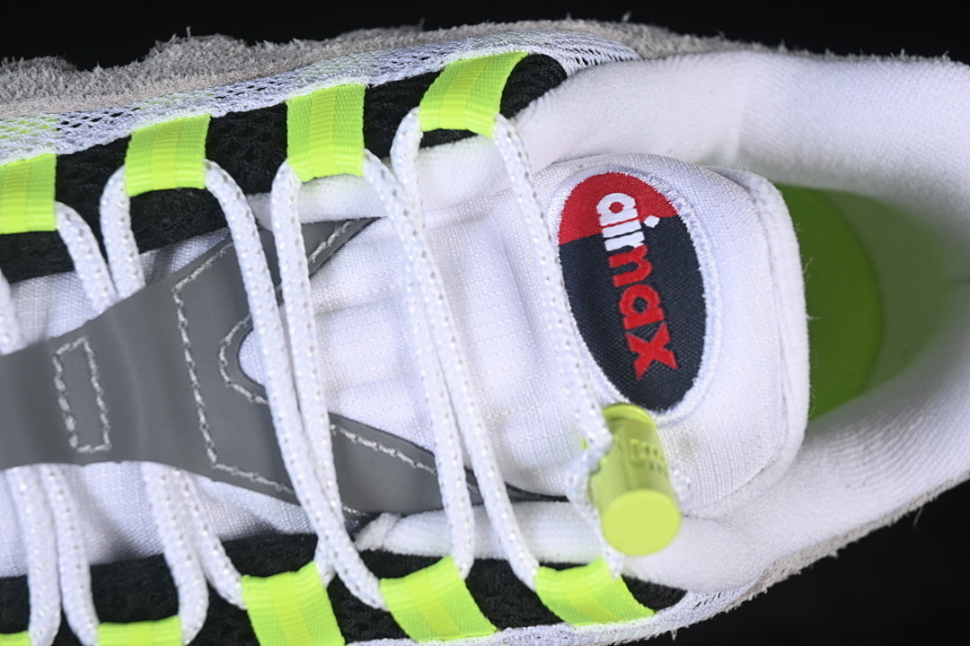 Nike Air Max 95 x UNDEFEATED "Geo NYC Neon"