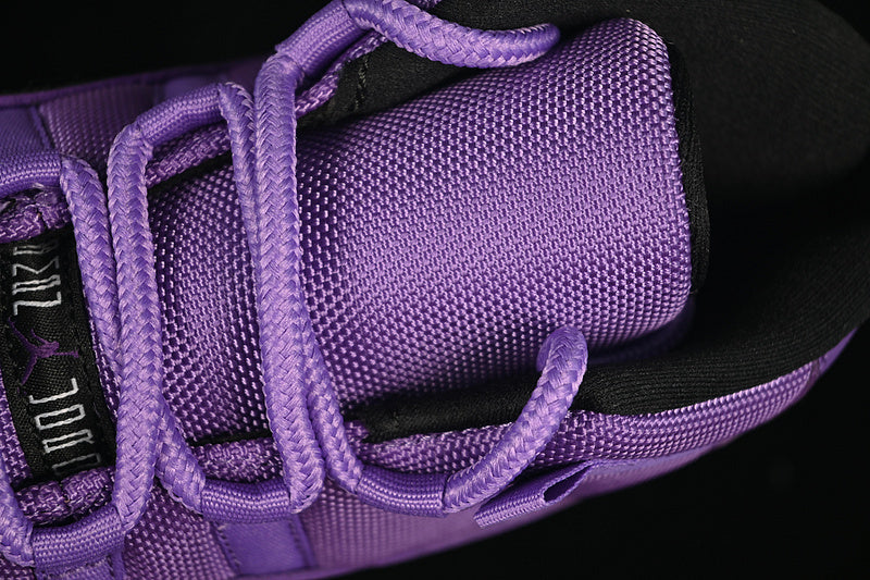 Air Jordan 11 Retro "Purple/Black"