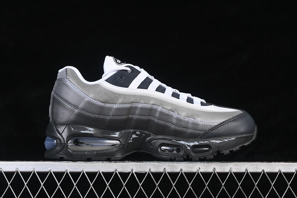 Nike Air Max 95 x Yu-Gi-Oh! "Air Muscle Jonouchi Japan"