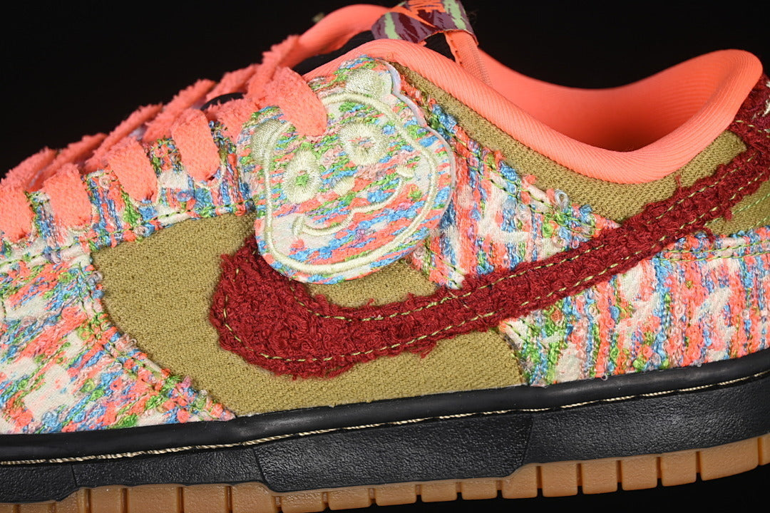 Nike SB Dunk Low "Panda-monium"