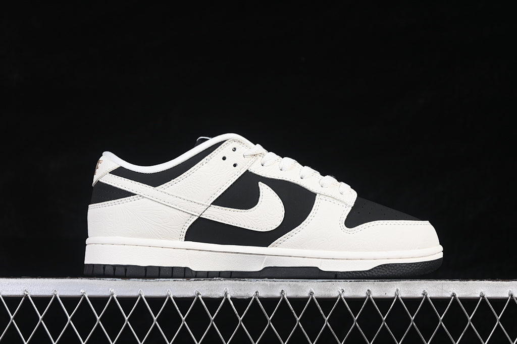 Nike SB Dunk Low "Reverse Panda"