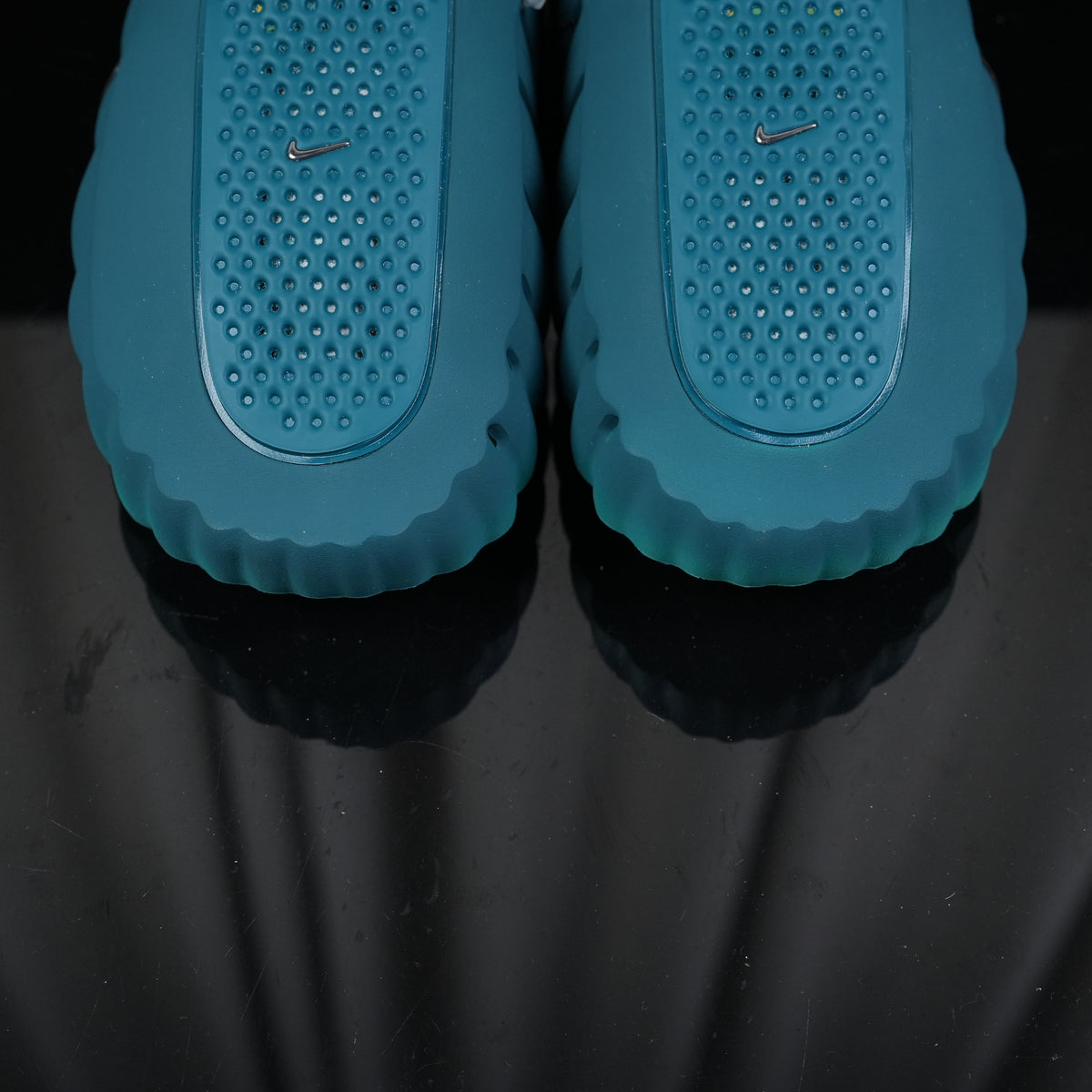 Nike Mind 001  "Geode Teal Light Menta"