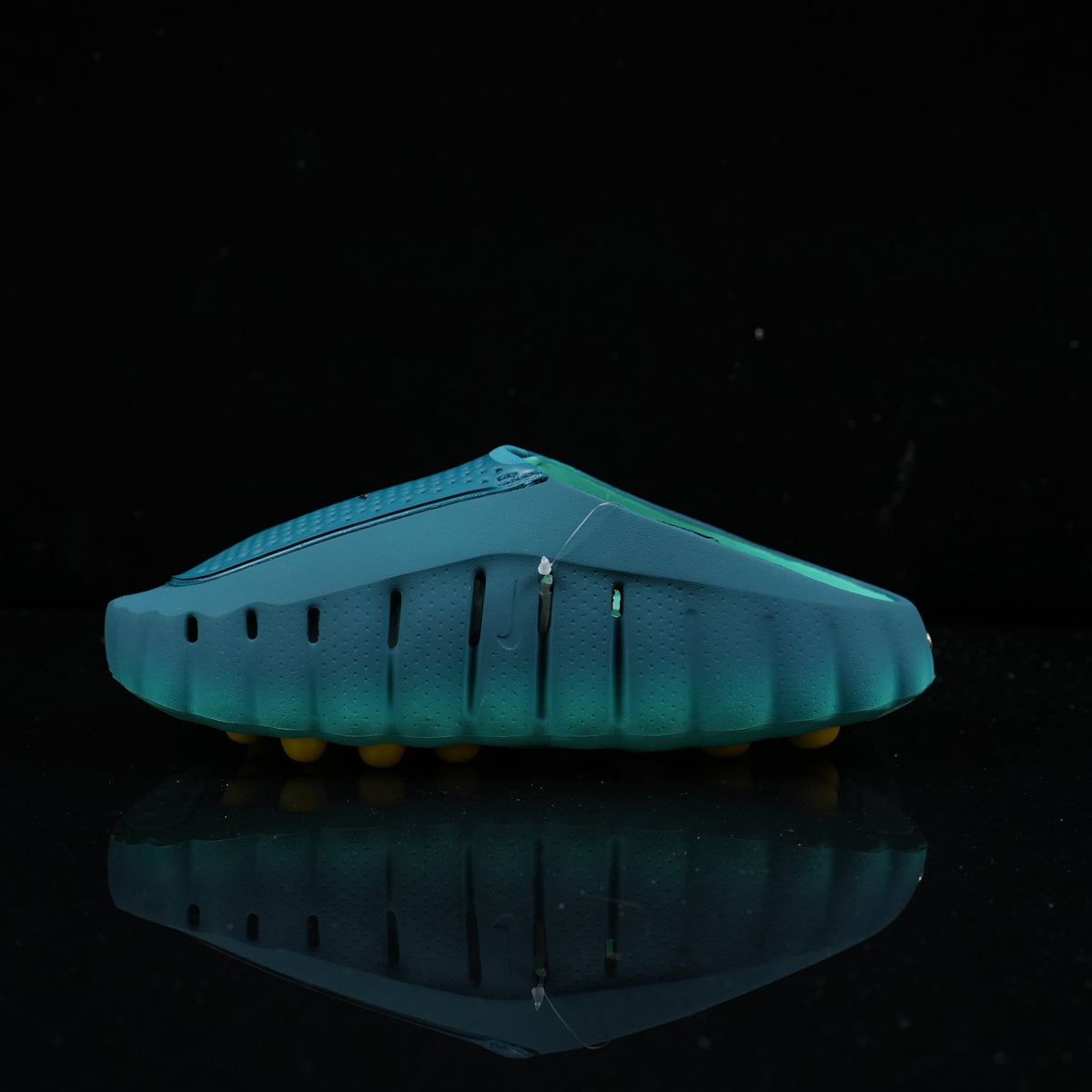Nike Mind 001  "Geode Teal Light Menta"