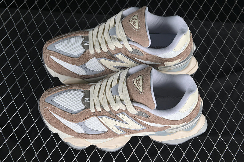 NB 9060  "Driftwood"