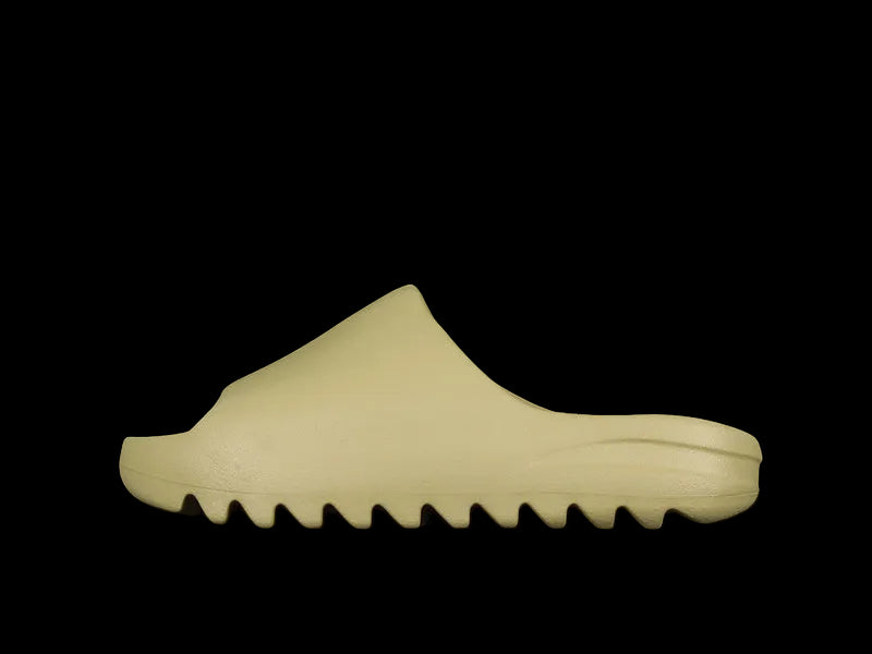 Adidas Yeezy Slide "Resin"