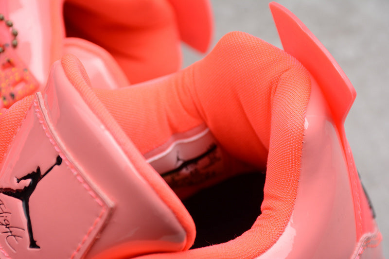 Air Jordan 4 Retro  NRG "Hot Punch"