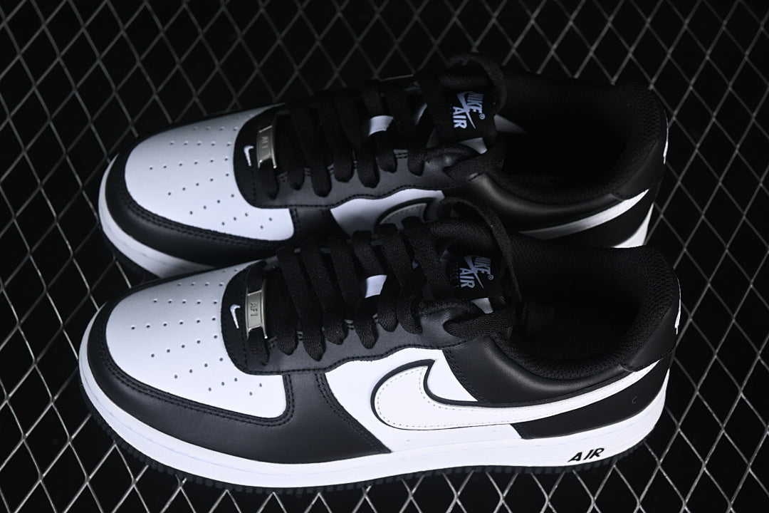 Nike Air Force 1 "Panda"