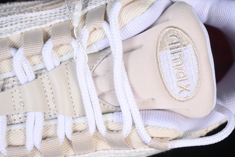 Nike Air Max 95 x Levi's "Light Orewood Brown"